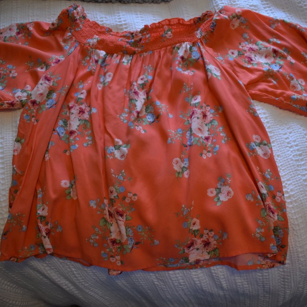 Shirt - Picture 3 of 4